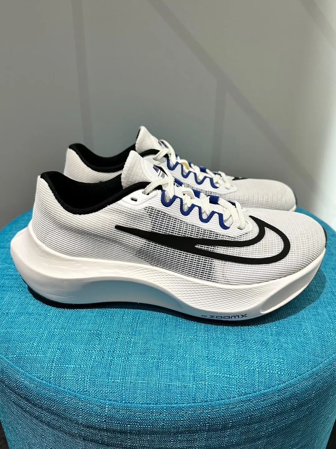 値下げします新品ナイキ スニーカー Nike Zoom Fly 5 メンズ スニーカー