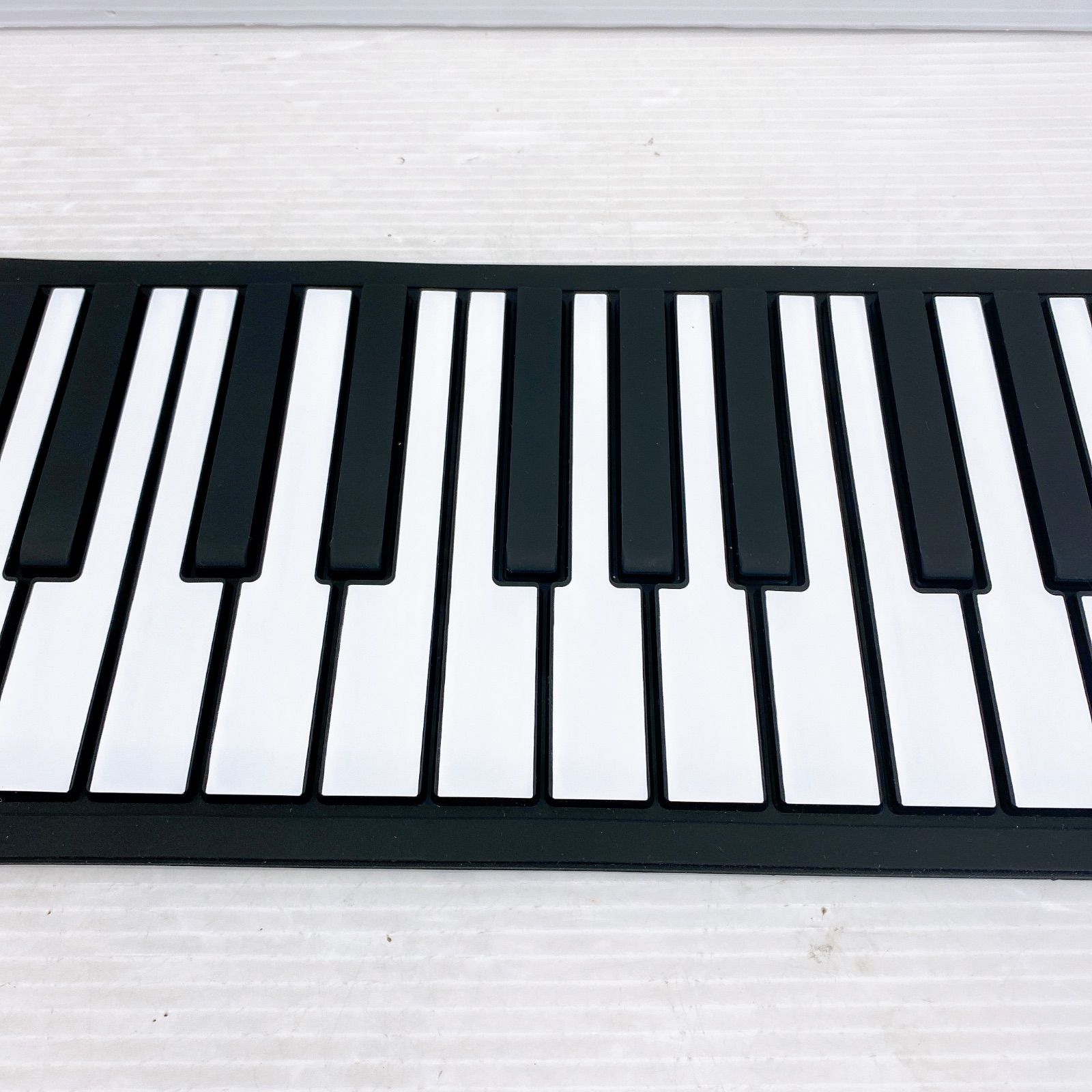 □CARINA カリーナ ロールアップ ピアノ 88鍵盤 中古品□ - メルカリ