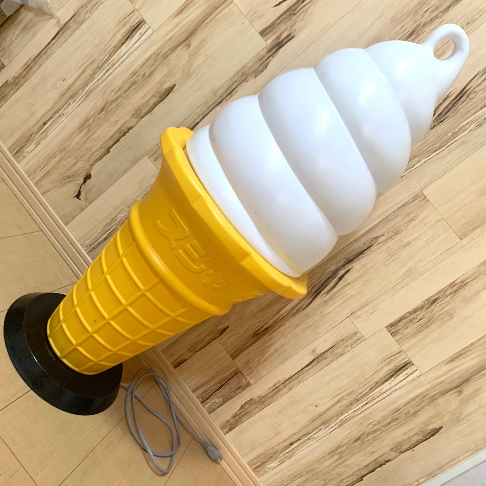 動作品 大小セット スジャータ ソフトクリーム 電飾看板 ディスプレイ 大 約97cm 小 約45cm 小さい方は光りません