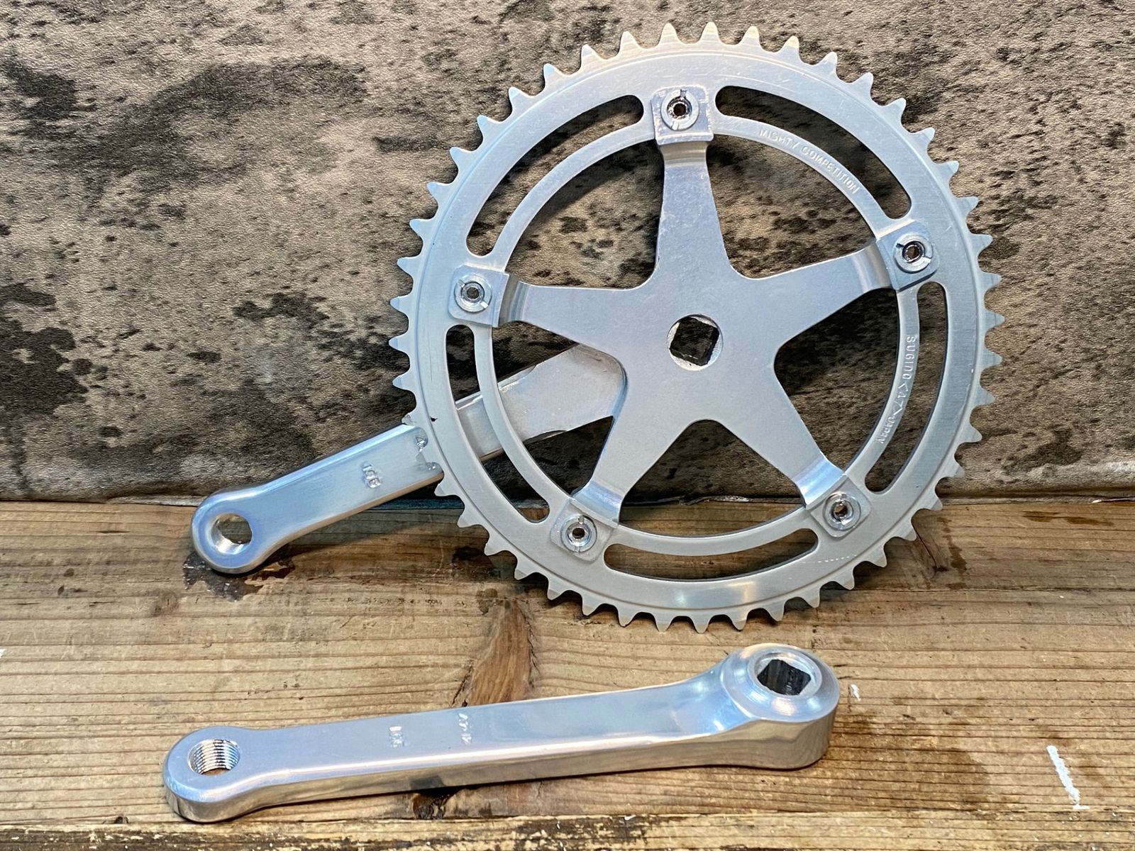 Sugino マイティコンペ　クランク167mm 47T avelo Bicycle shop | アヴェロ バイシクル ショップ 浦和: Sugino