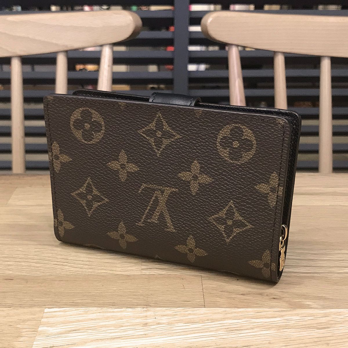 ルイヴィトン ポルトフォイユ ジュリエット モノグラム 二つ折財布 A0008 ルイヴィトン ポルトフォイユ ジュリエット モノグラム 二つ折財布