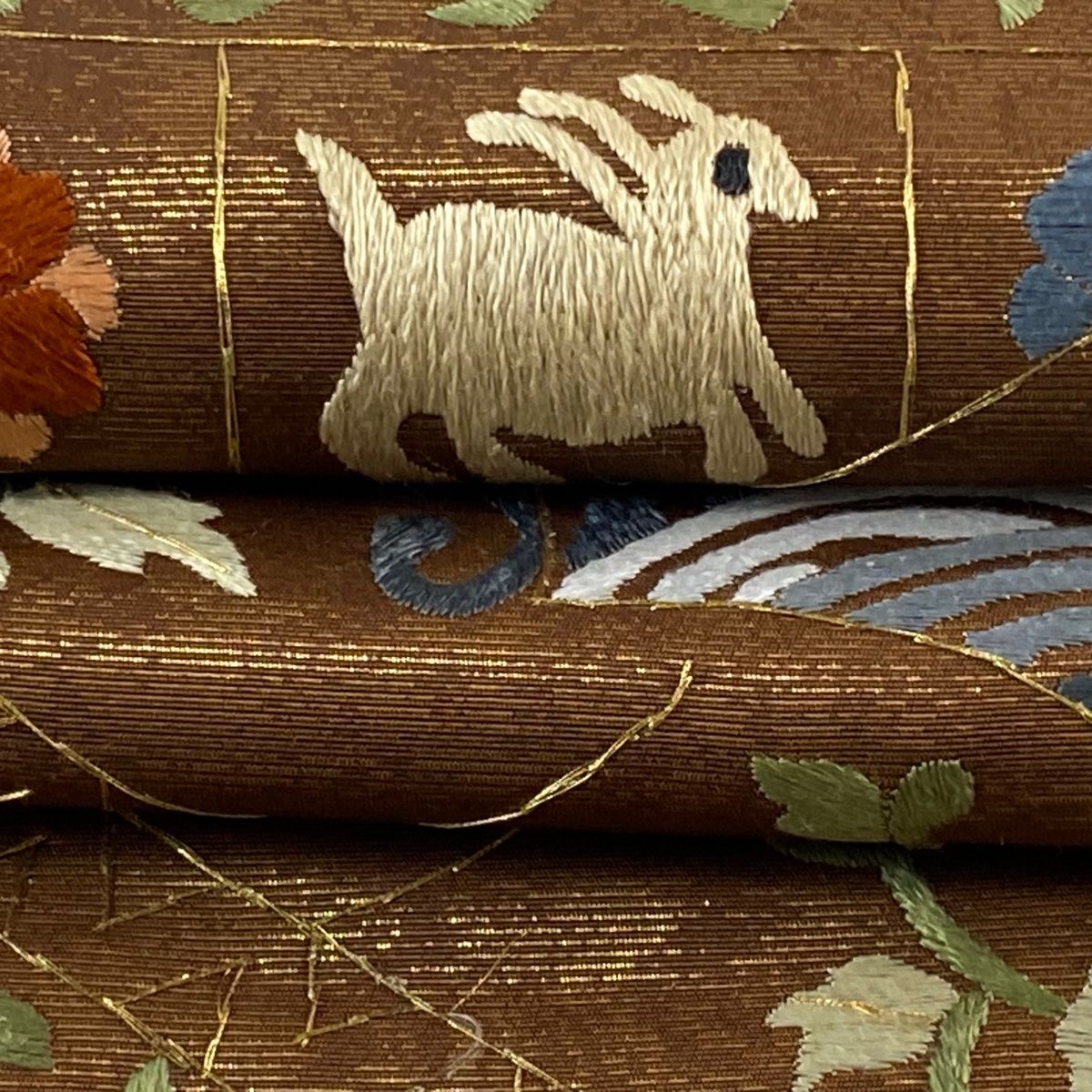 金糸 刺繍