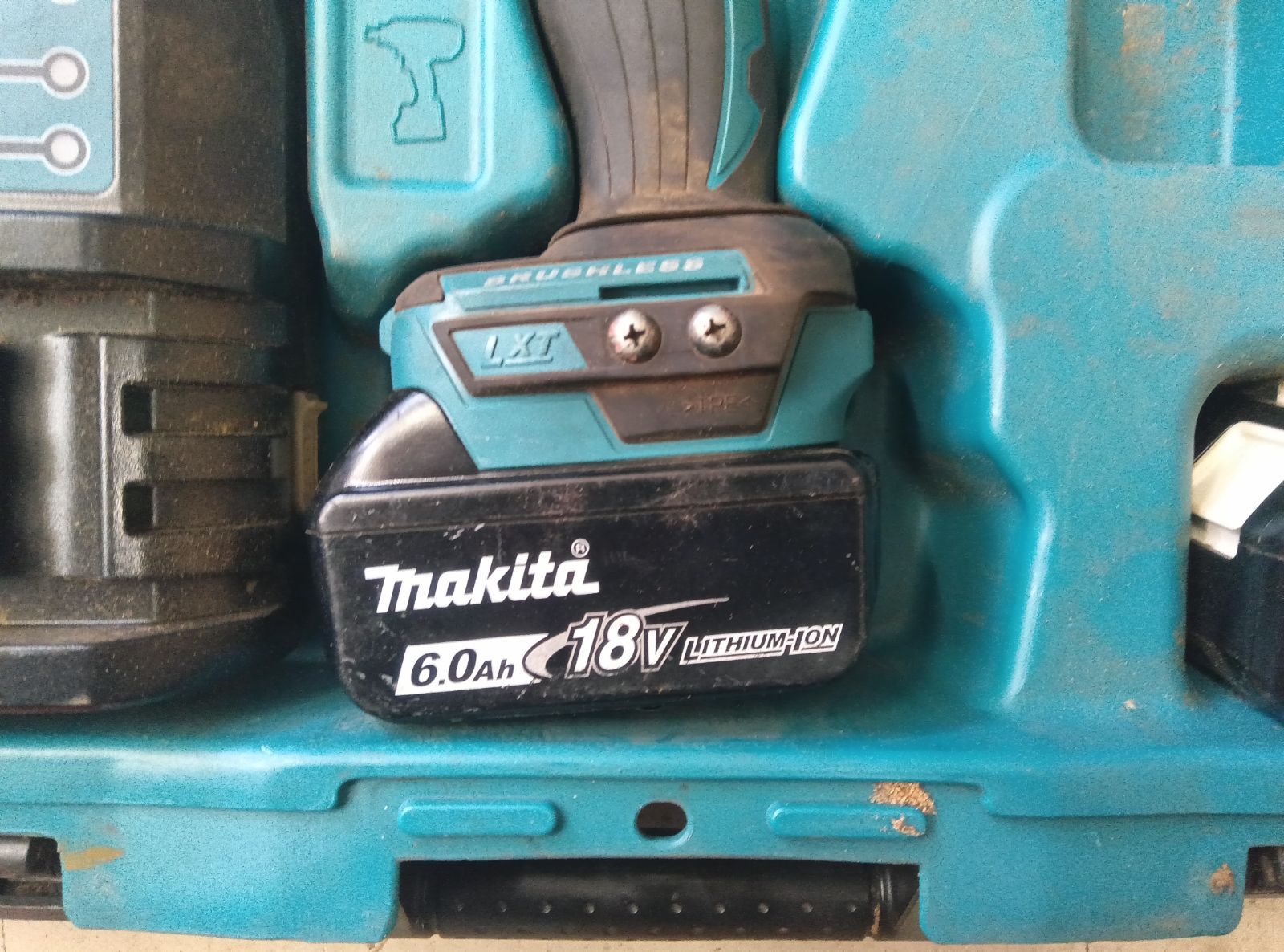 ??????充電式インパクトレンチTW1001D
