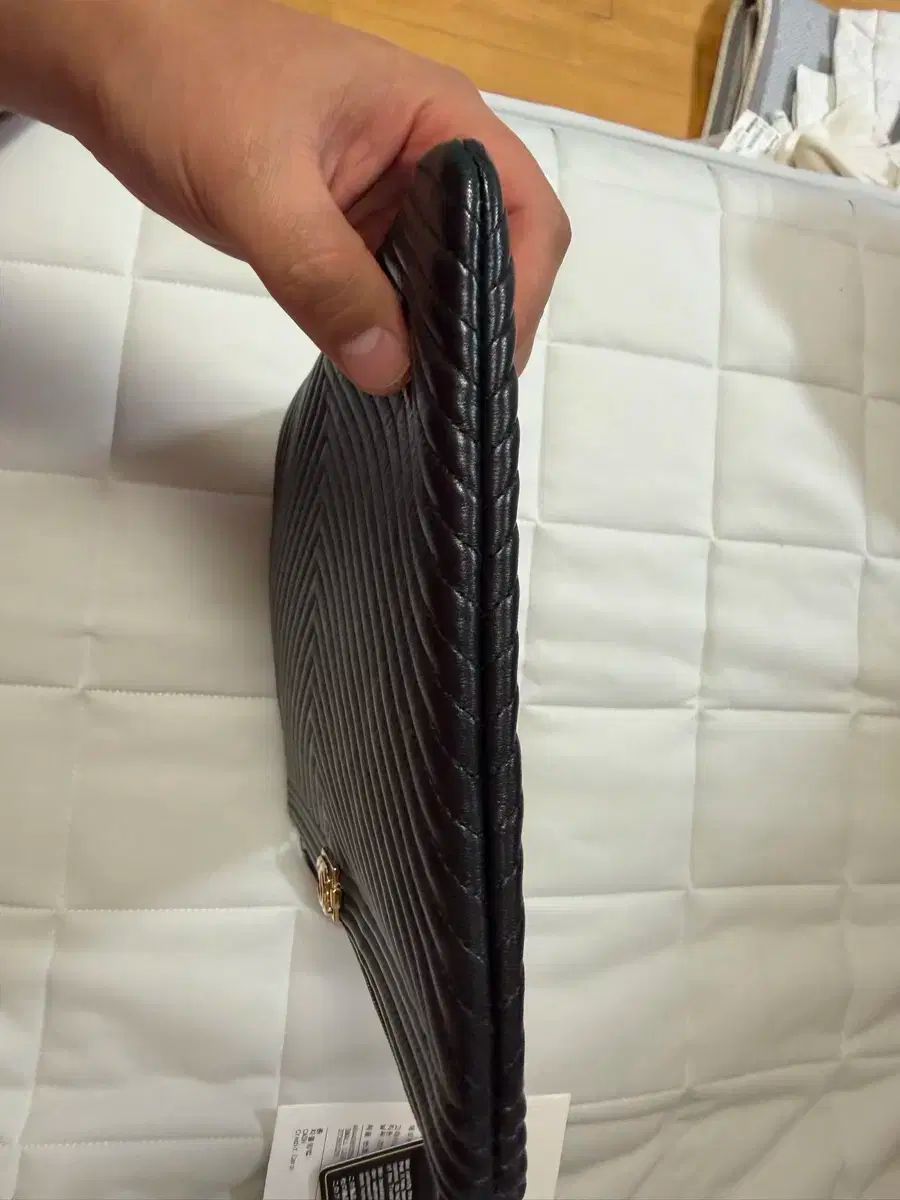 ポーチ ミディアム