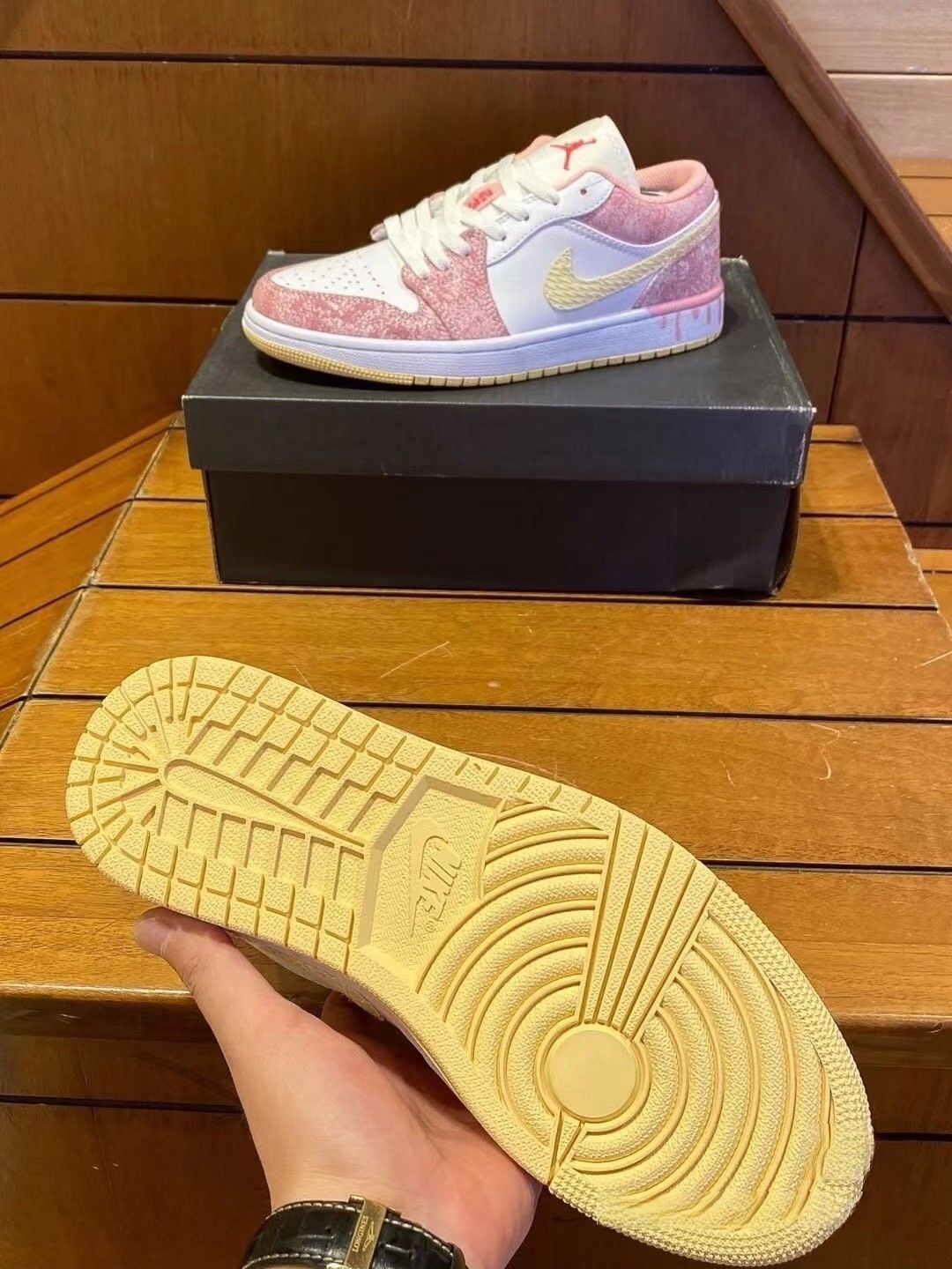 新品未使用⭐︎Jameyマイナスワンまとめ売り 大特価?新品箱付 未使用 Air Jordan 1 Low 
