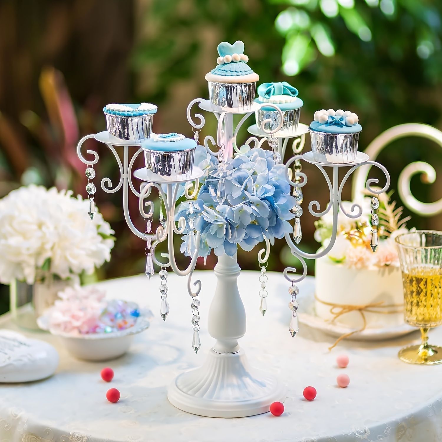 ゴールドエンジェルテーパーキャンドルホルダー（右足前/左足前）｜クリスマス雑貨の通販 ハルモニア web store | 輸入雑貨の通販ハルモニア  web store キャンドルホルダー 金属製レトロヨーロピアンエンジェルキャンドルスティックヴィラホテル教会ギフトホームデコレーションオーナメントティ