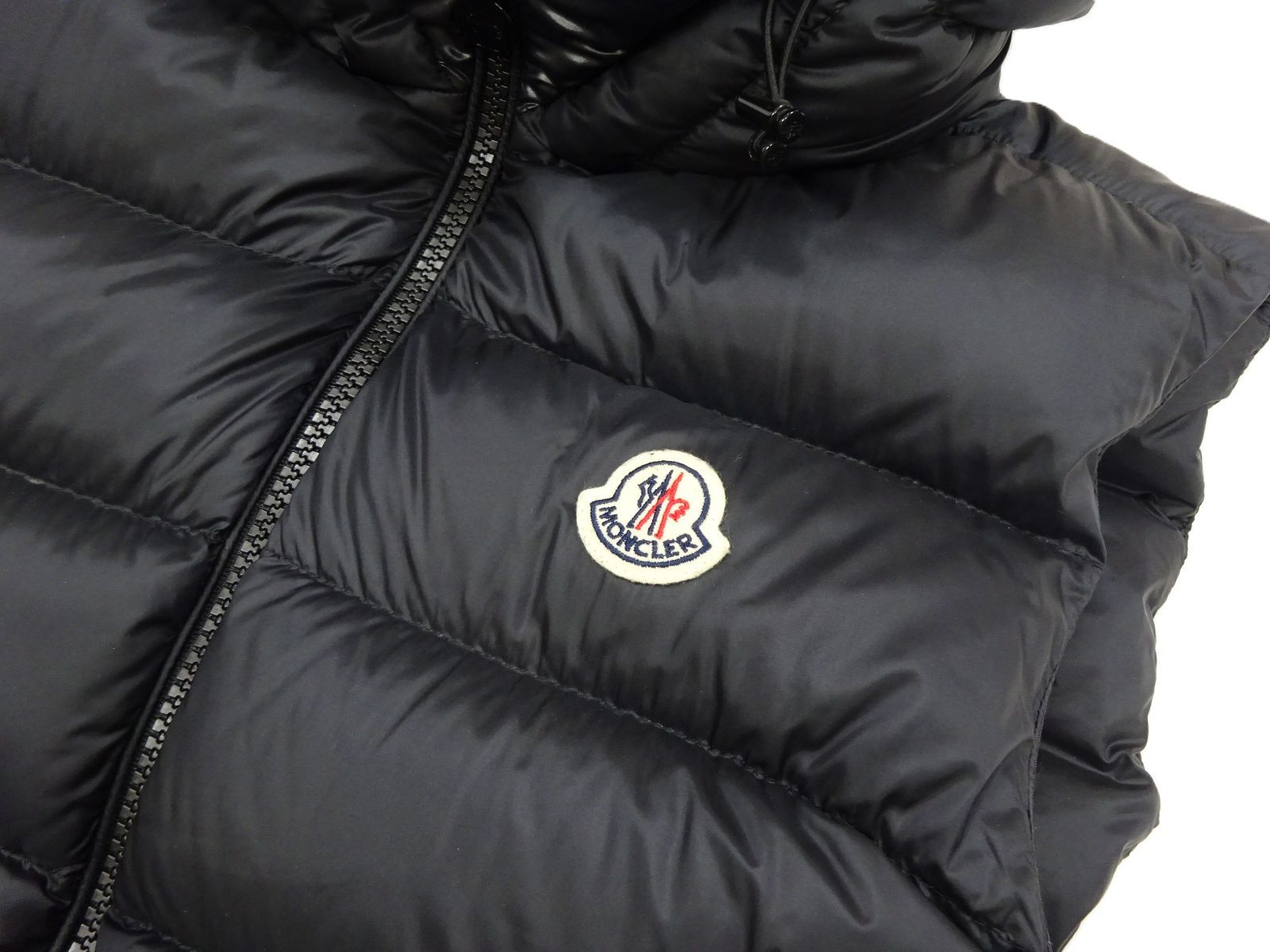 【新品同様】モンクレール　ダウンベスト　モントレイユ　ブラック　サイズ2 モンクレール メンズ ダウン MONCLER ブランド ダウンベスト