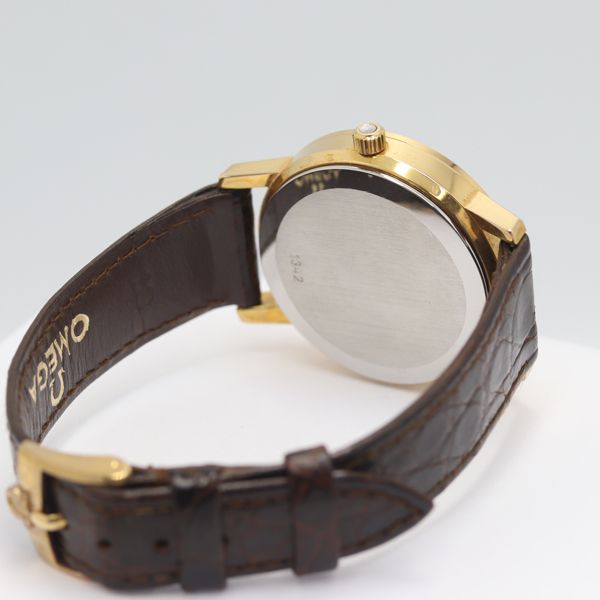 オメガ2点　ジャンク品　＊即購入禁止 デッドストック級 稼働 美品 オメガ アンティーク 1342 QZ