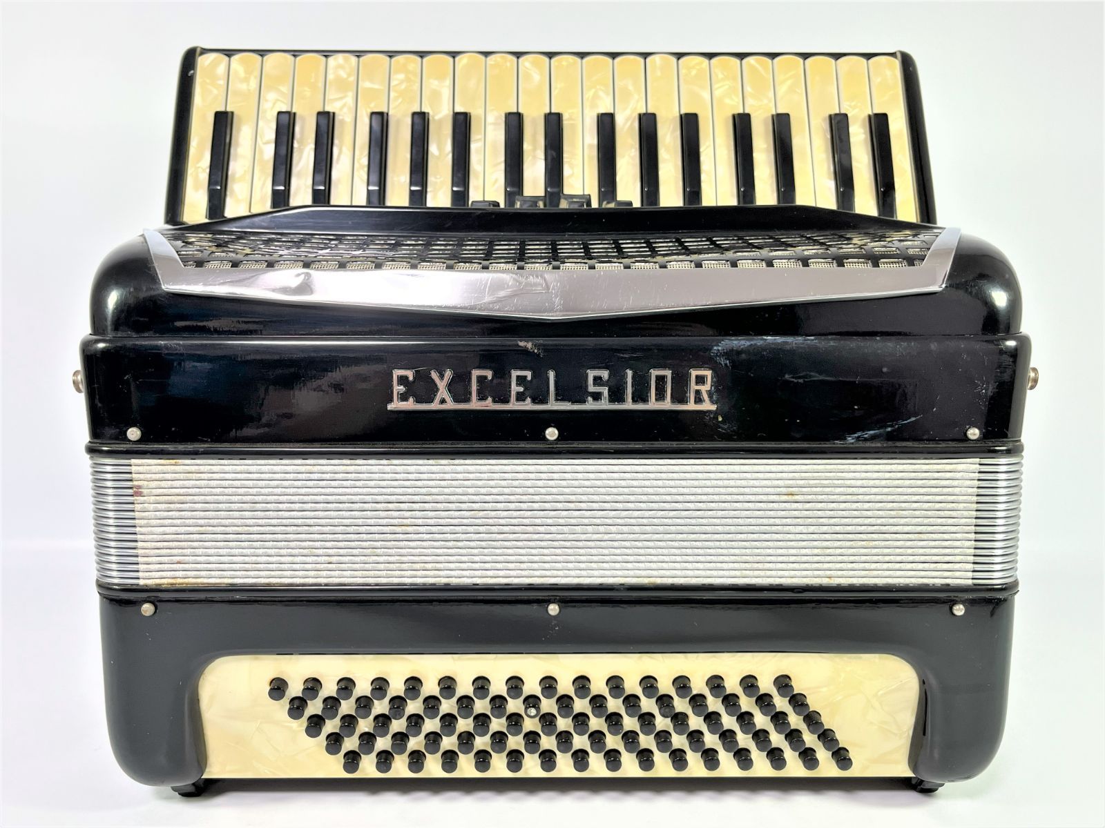 アコーディオンEXCELSIOR 580 ジャンク品】 EXCELSIOR エキセルシャー MODEL 580 37鍵盤 80