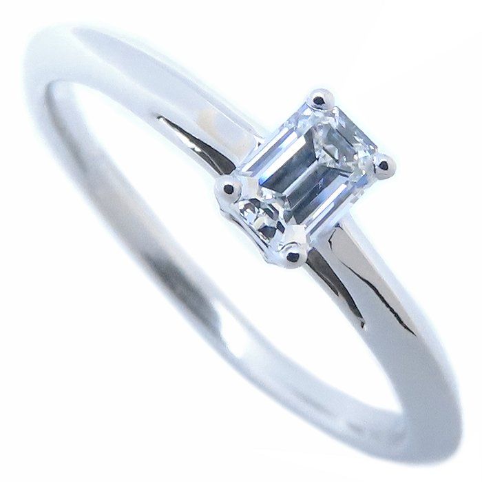 TIFFANY&Co. ティファニー エメラルド カット ダイヤモンド