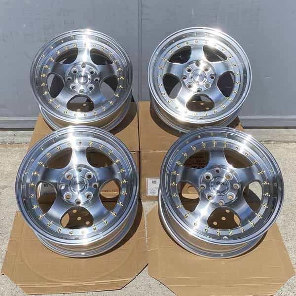 タイヤホイールセット