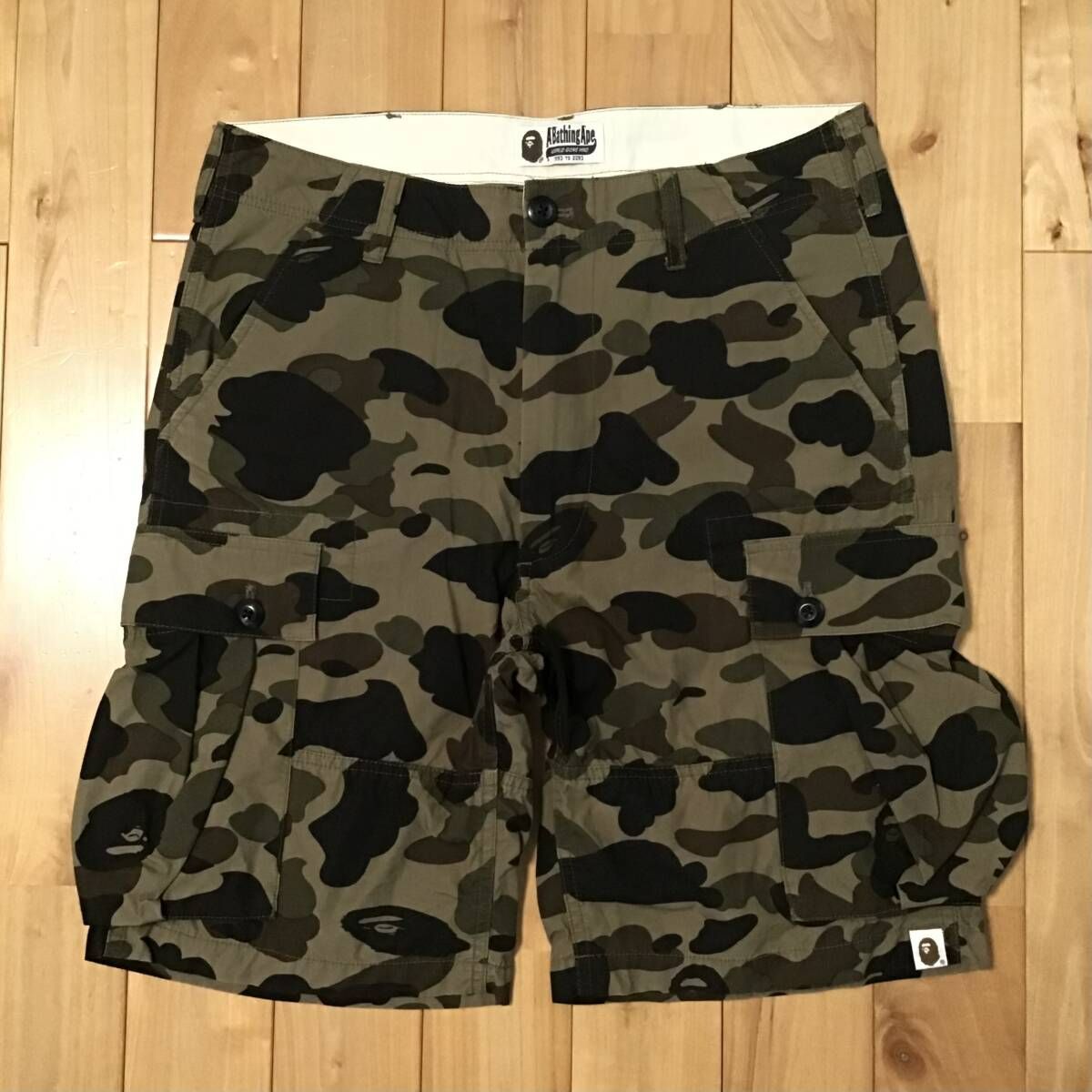 BAPE 1st camo green カーゴ ハーフパンツ Mサイズ a bathing ape cargo shorts エイプ ベイプ アベイシングエイプ ショーツ NIGO 迷彩