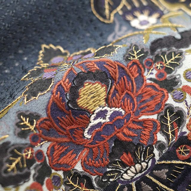 未使用 正絹 名古屋帯 相良刺繍 丸紋柄 名古屋帯 仕立て上がり 正絹