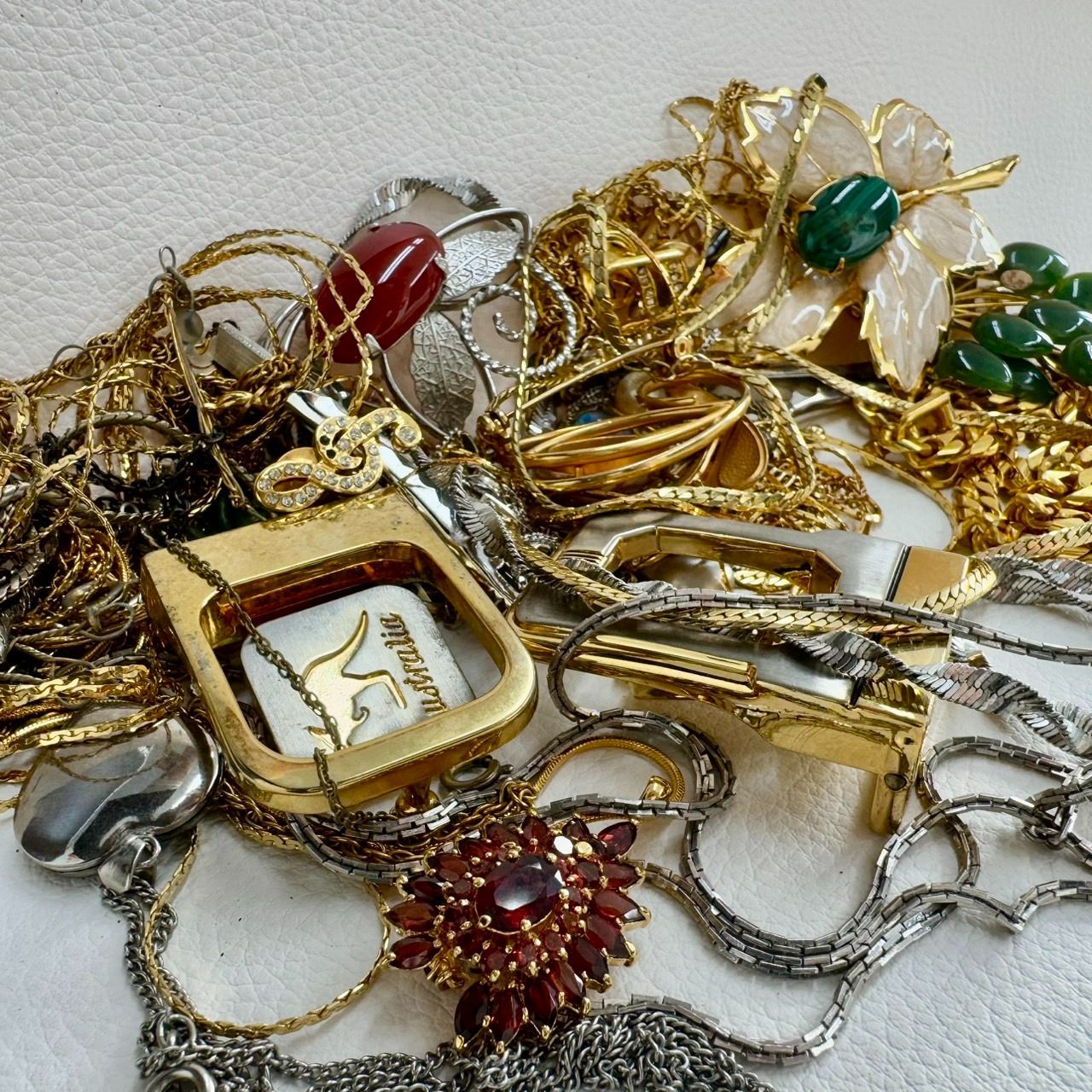 D【ヴィンテージ】10 アクセサリー等 まとめ売り 石付 メッキ 