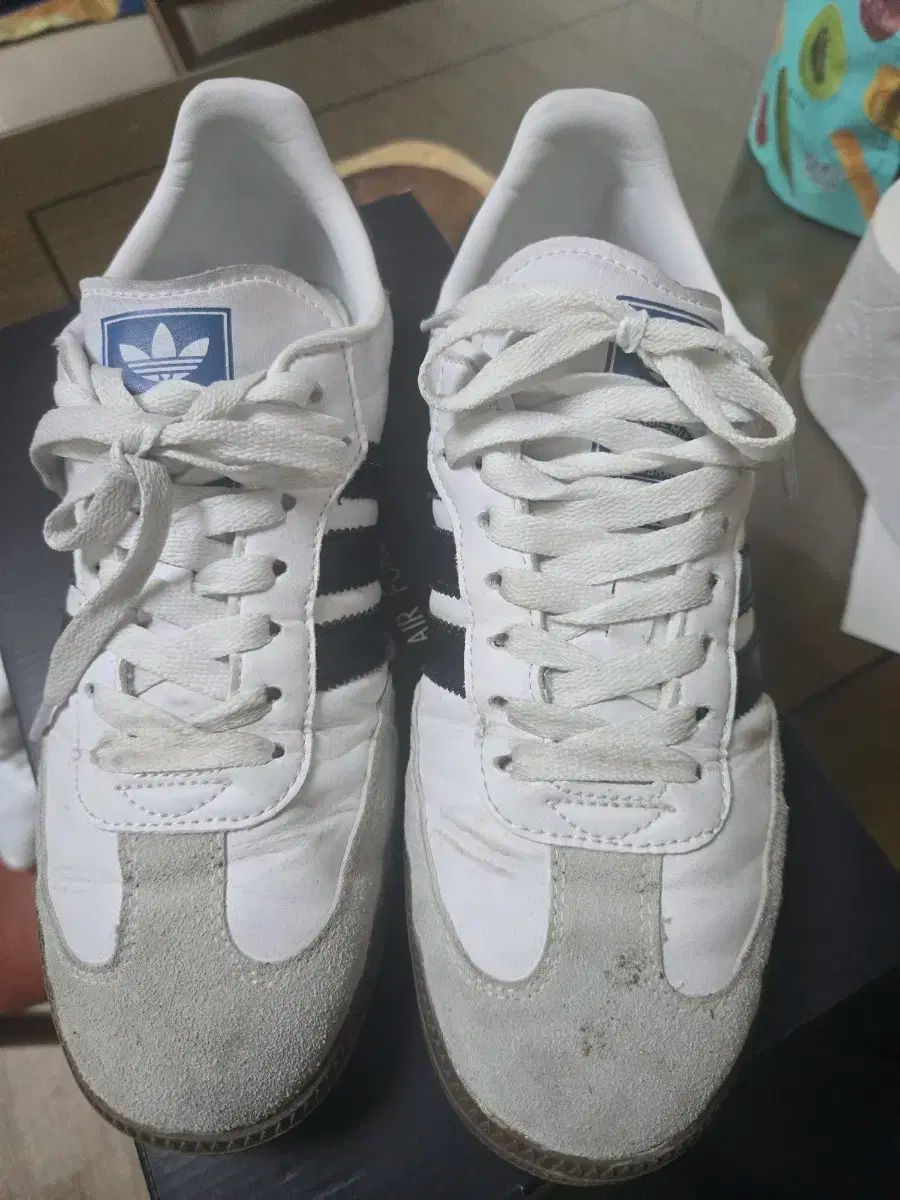 【雷市場（ポンジャン）商品韓国直送】 adidas(アディダス) サンバ スニーカー 260