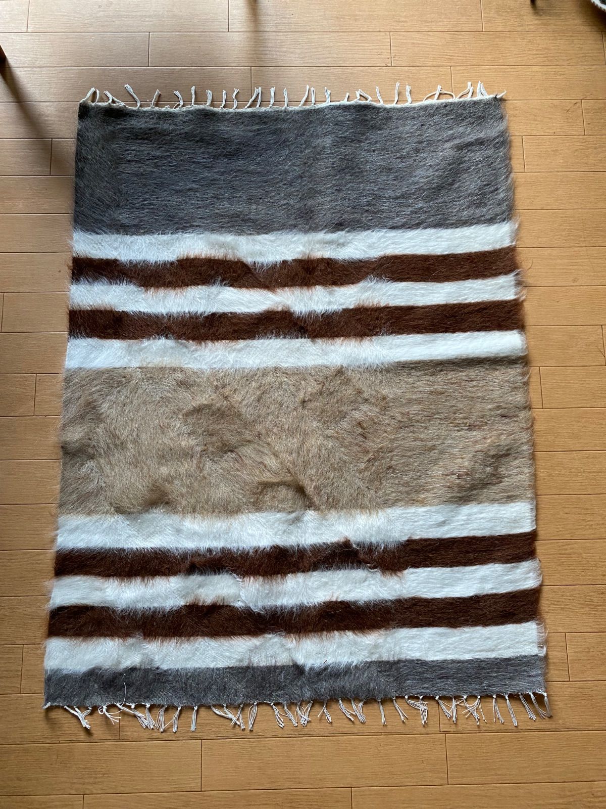 【新品美品】値下げしました！トルコ ヤギ毛のバッターニエ トルコの東遊牧民の知恵140年前から織られているアンゴラヤギの