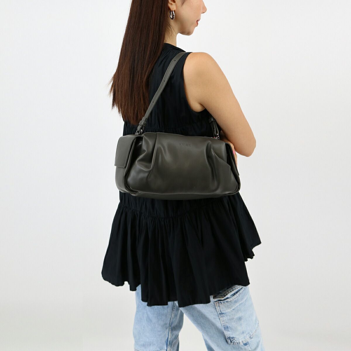 HVISK ショルダーバッグ ハンドバッグ 2way ELBIE 楽天市場】□HVISK ヴィスク Elbie Soft Structure Shadow Grey