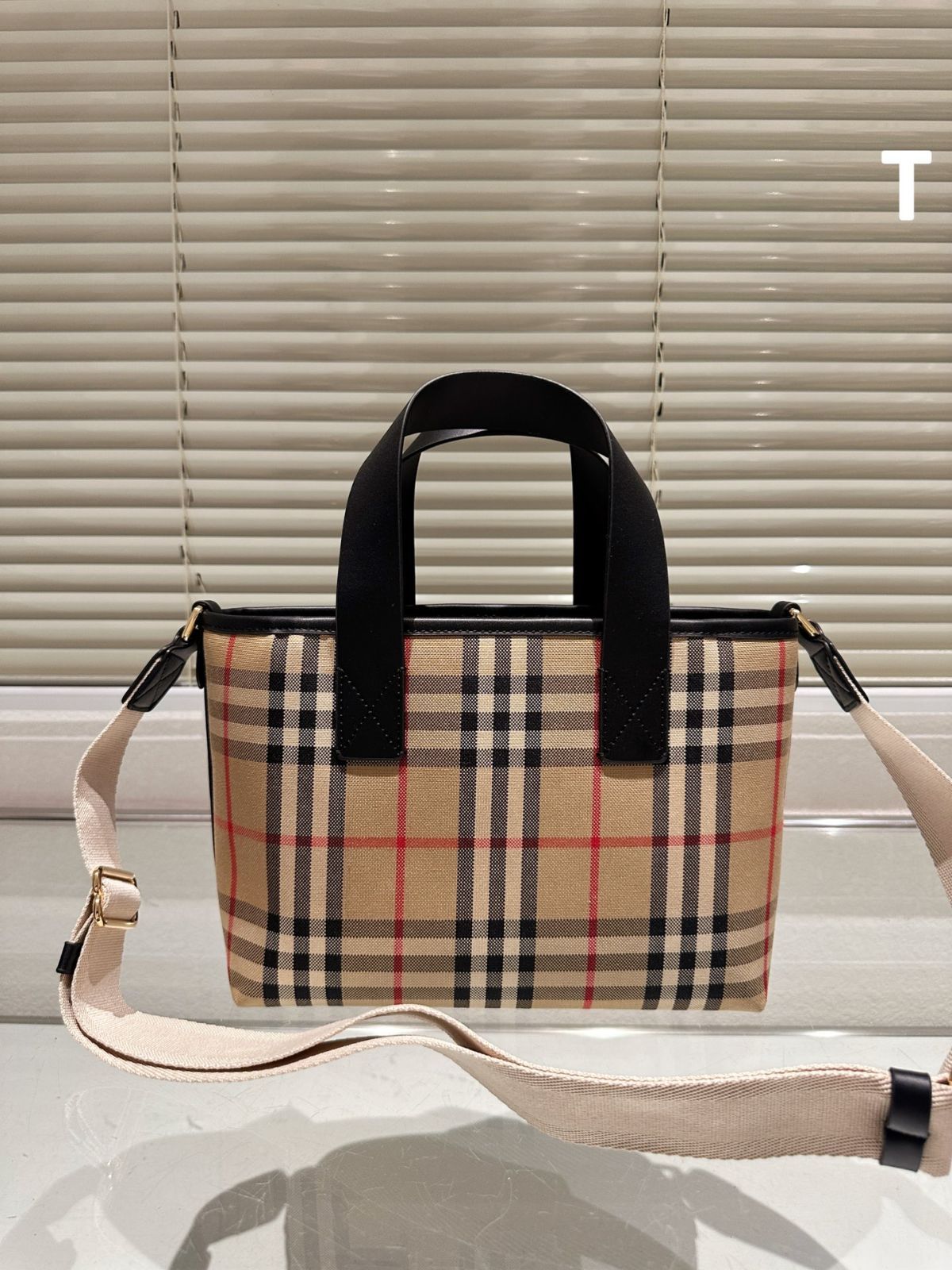 今日 Burberry Classic Tote Bag バーバリー クラシック トートバッグ-WTO輸入2