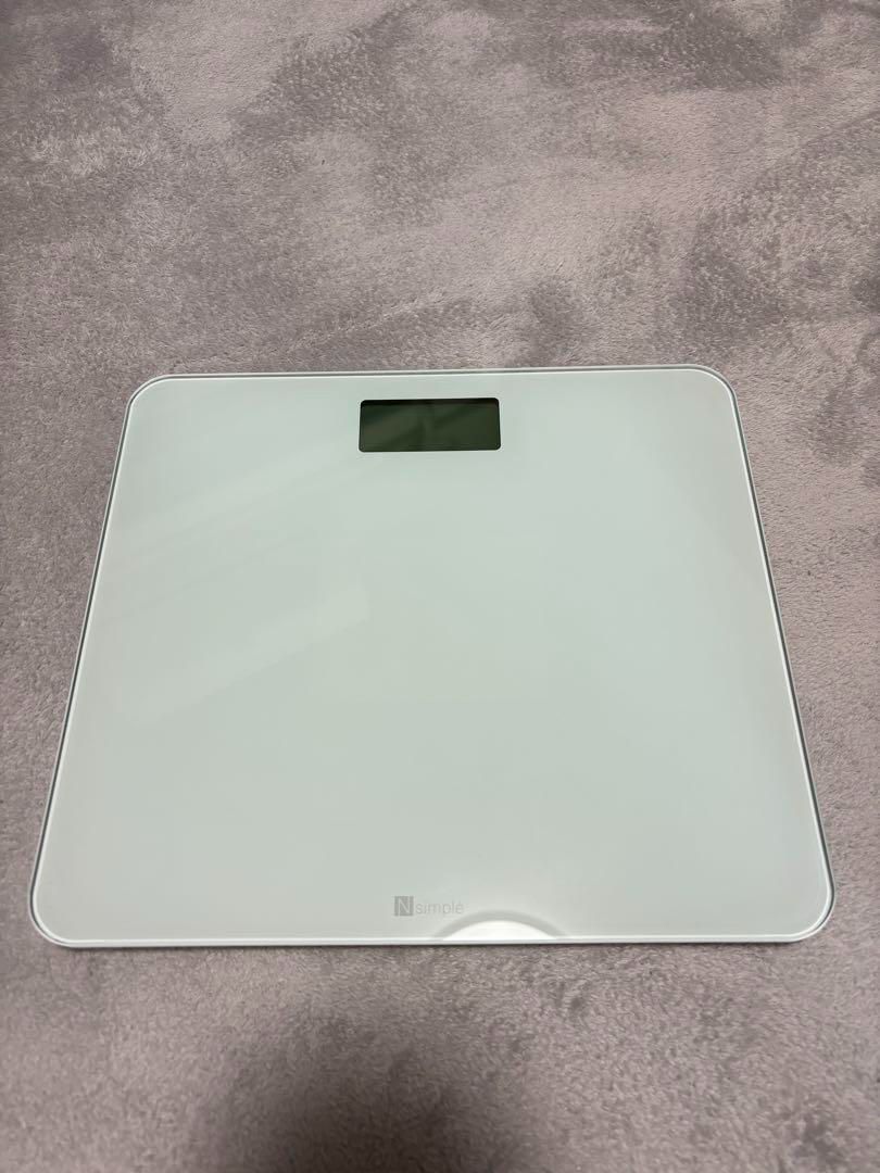 【美品】デジタルガラス体重計　ホワイト　LS112 シンプル