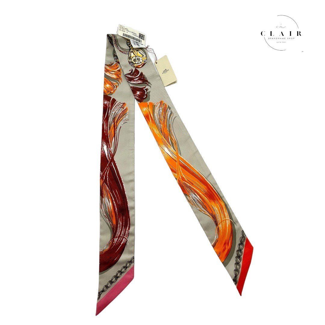 HERMES エルメス スカーフ ツイリー 騎馬行進 Cavalcades シルク HERMES エルメス スカーフ ツイリー 騎馬行進 Cavalcades シルク