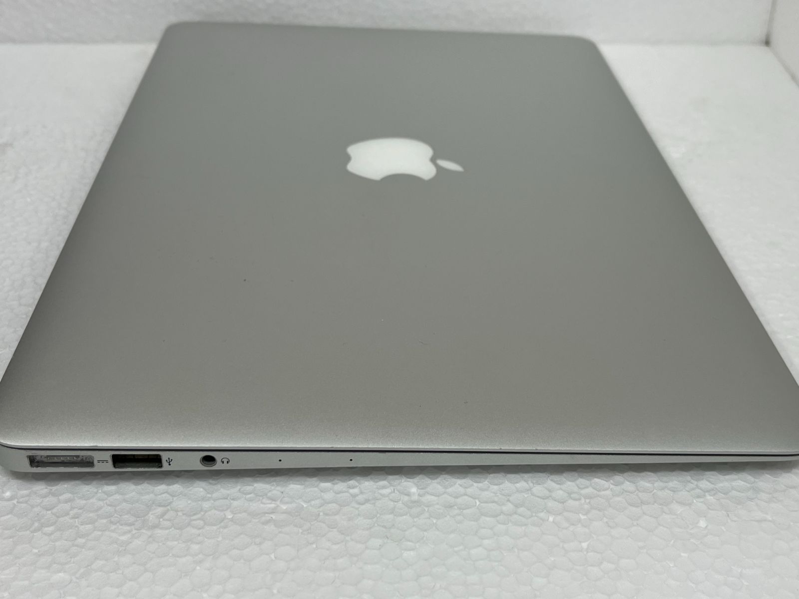 美品180日保証 Macbook Air Corei5 5250U/4G/新品SSD512G/macOS/Win10