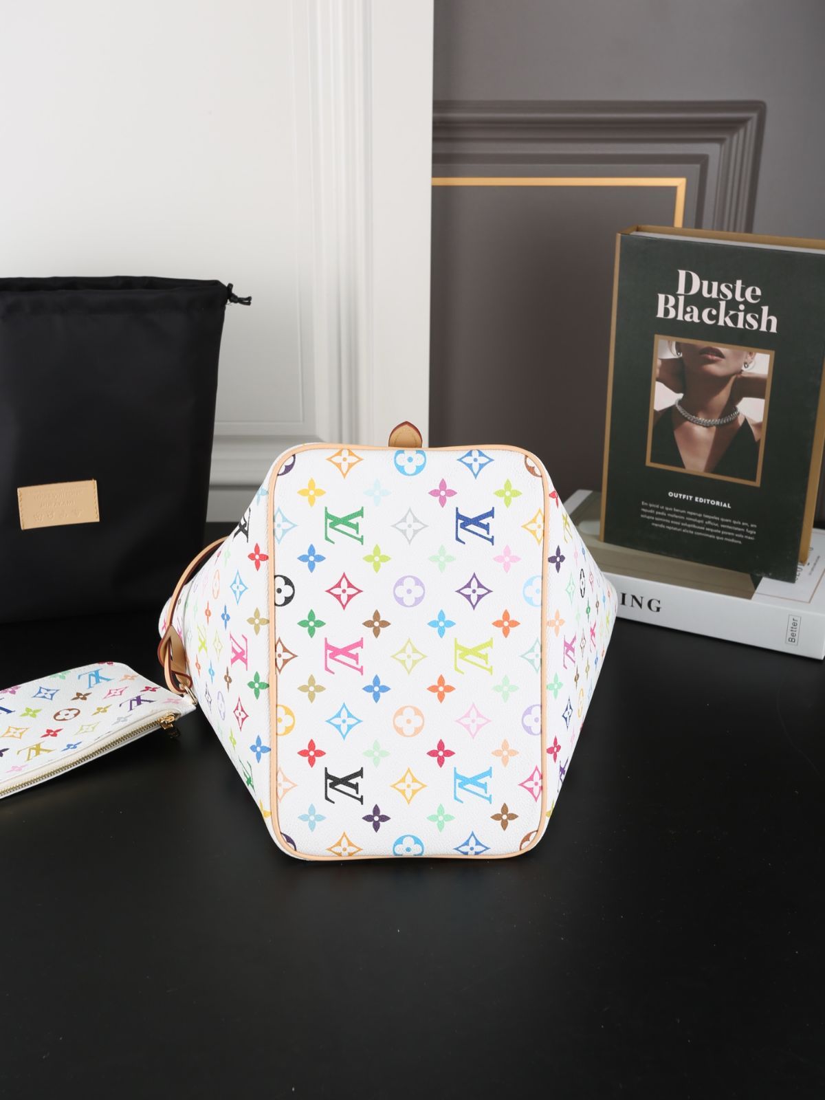【未使用品】CLASSICS the Small Luxury 村上隆　ハンカチ ハンカチーフ専門店 CLASSICS the Small Luxury【ROPPONGI HILLS