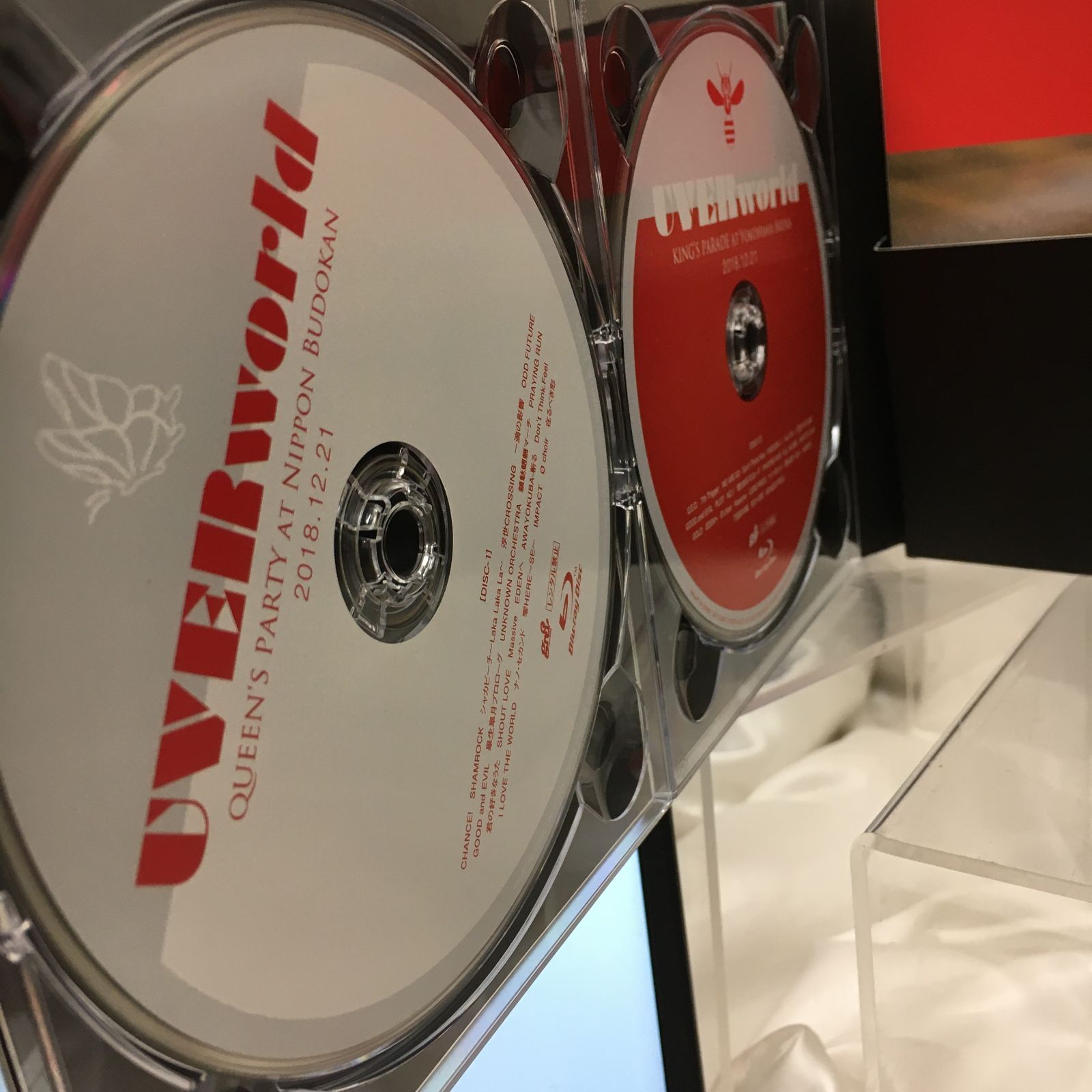 三沢店】UVERworld 2018.12.21 Complete Package Blu-ray 完全