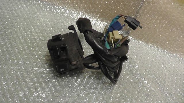 CB750 教習車 RC42-1151 の ハンドルスイッチ 左:#1741055201