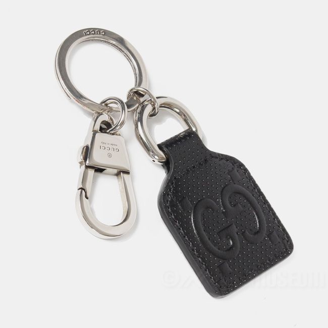 新品未使用】 GUCCI グッチ キーホルダー GG embossed keychain GG