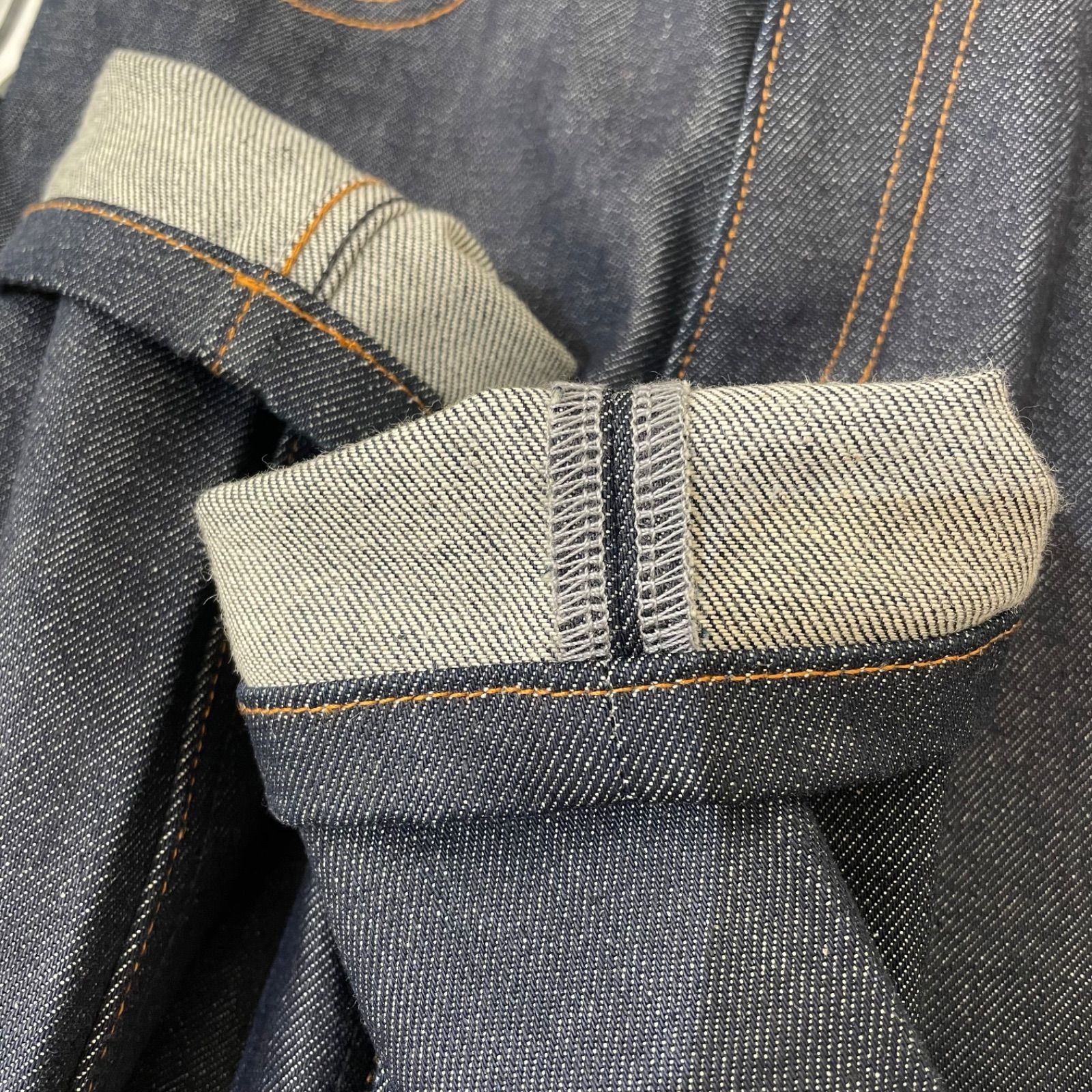 300円