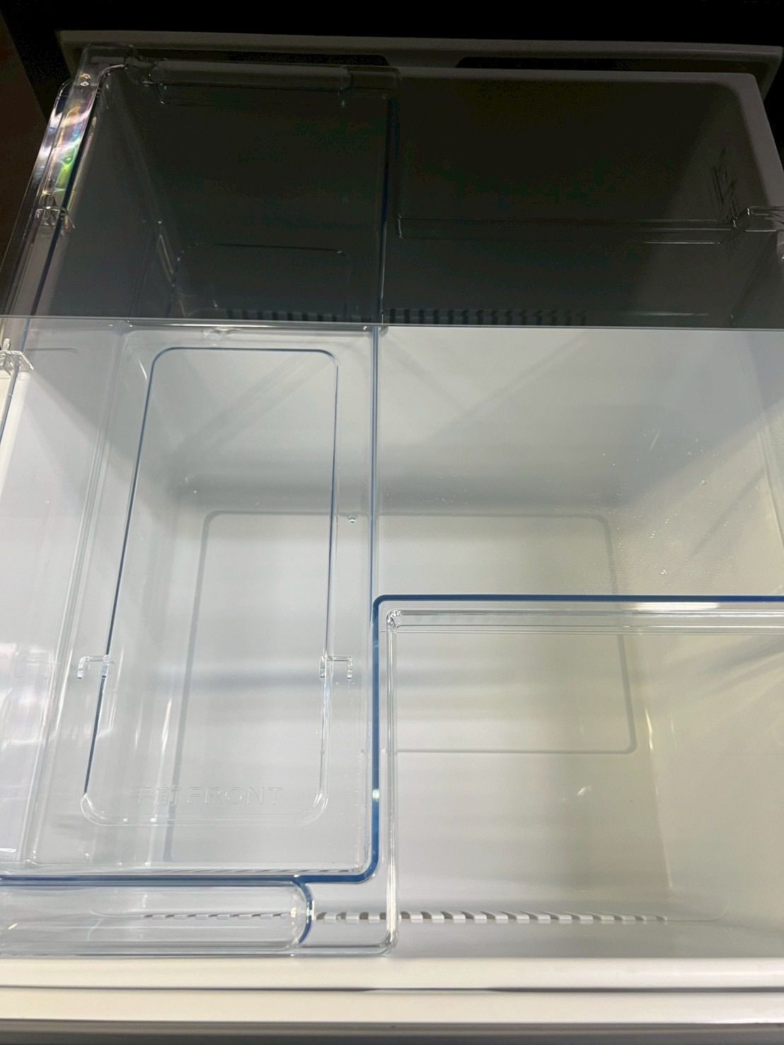 【美品】ヤマダ電機 3ドア冷蔵庫 YRZ-F32MK 2025年製 319L 美品】ヤマダ電機 3ドア冷蔵庫 YRZ-F32MK 2025年製 319L 美品