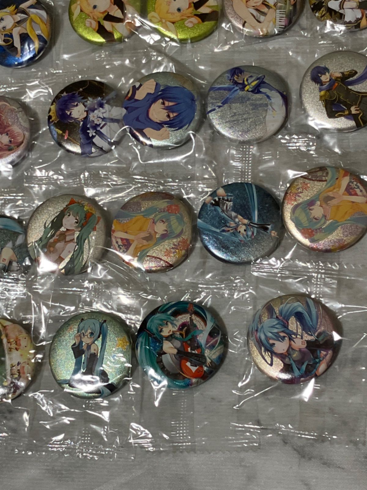 一番おみくじ缶バッジ 初音ミク ぐらふぃコレクション 一番おみくじ缶バッジ 初音ミク ぐらふぃコレクション｜一番くじ