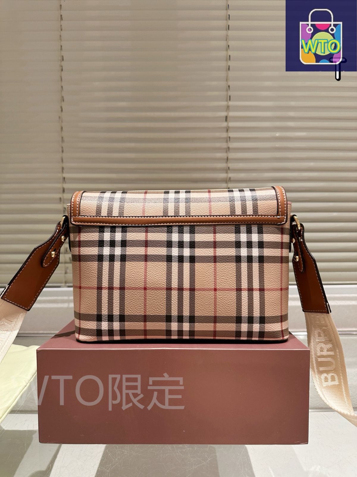 BURBERRY ダレス バック ホースロゴ ヴィンテージ キャメル バーバリー BURBERRY LL MN BOWLING DFC 8071357 A9534