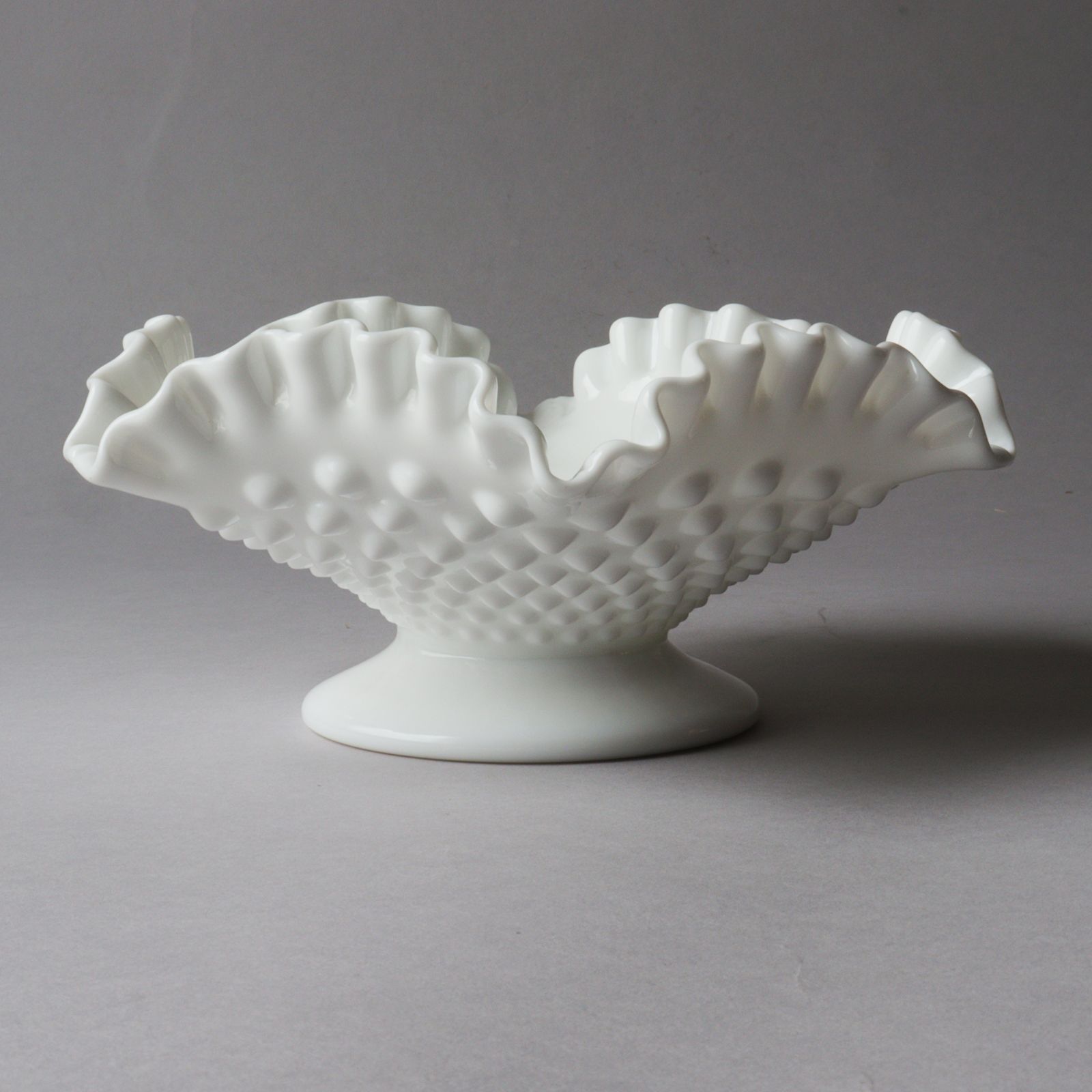 Fenton ホブネイルミルクガラスボウル U.S.A.ビンテージガラス