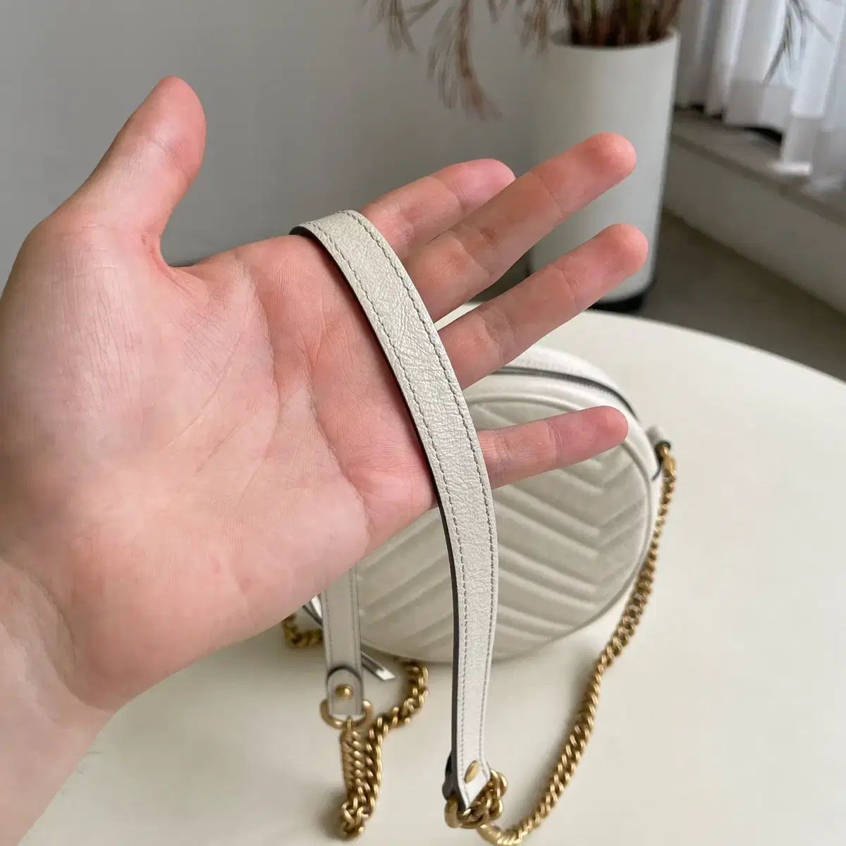 GUCCI グッチ