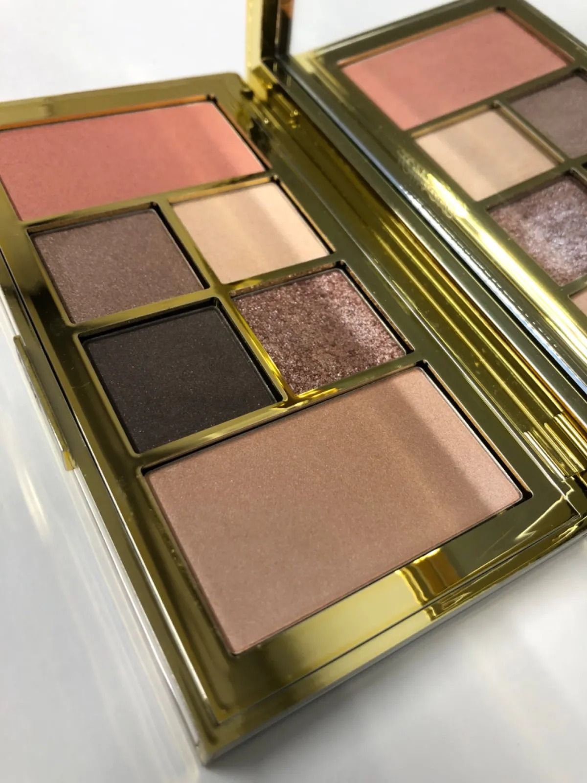 J1375 K TOM FORD トムフォード ソレイユ アイ アンド チーク パレット