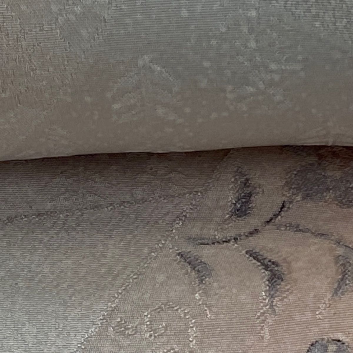 ピンクベージュ 正絹