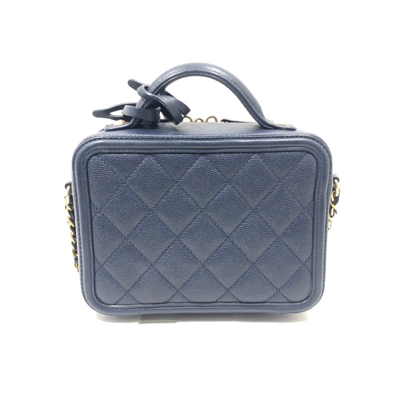 シャネル CHANEL CCフィリングリースモールバニティバッグ A93343 ネイビー/GD金具 キャビアスキン レディース ショルダーバッグ -  メルカリ