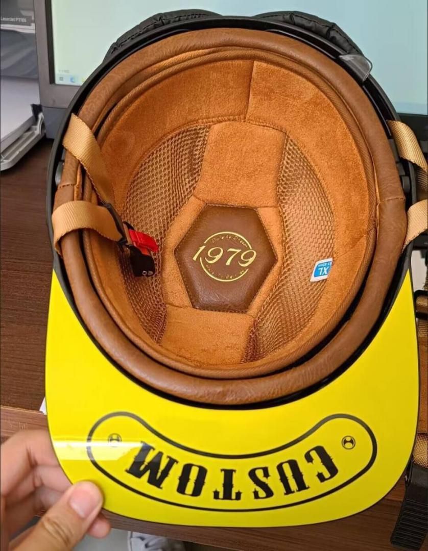 半帽ヘルメット