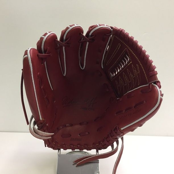 Wilson staff ウィルソン 硬式用 左用 投手用 グローブ 中古品 Wilson staff ウィルソン 硬式用 左用 投手用 グローブ 中古品
