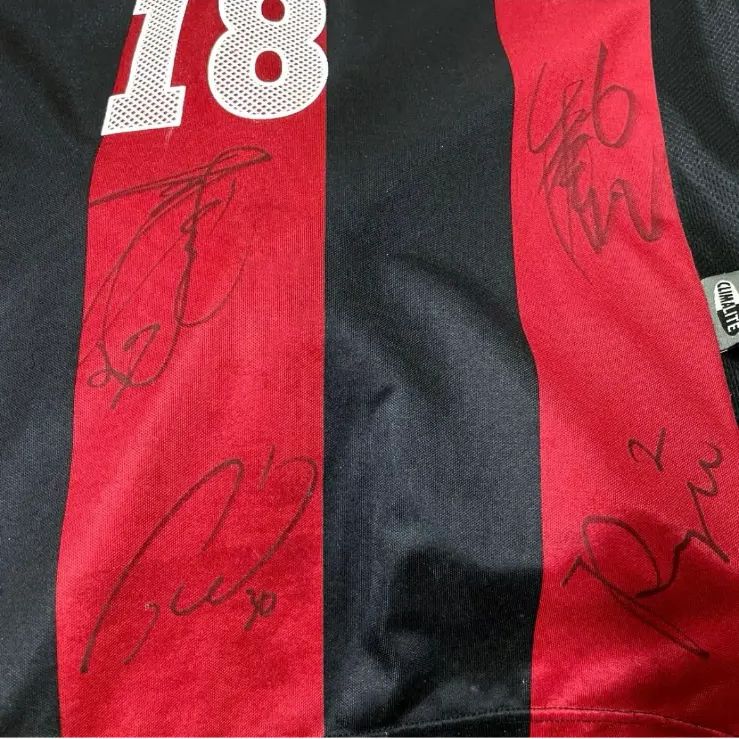 999 2000 adidas コンサドーレ札幌 サイン入り ユニフォーム - メルカリ