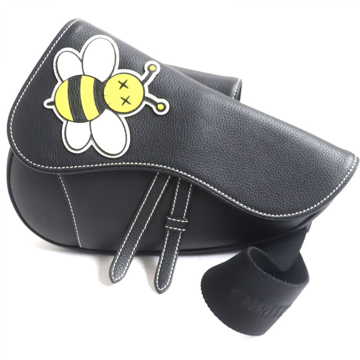 DIOR×KAWS ディオールオム×カウズ コラボ 06-BO-0149 ハチ|BEE レザー サドルバッグ|ボディバッグ ブラック メンズ イタリア製