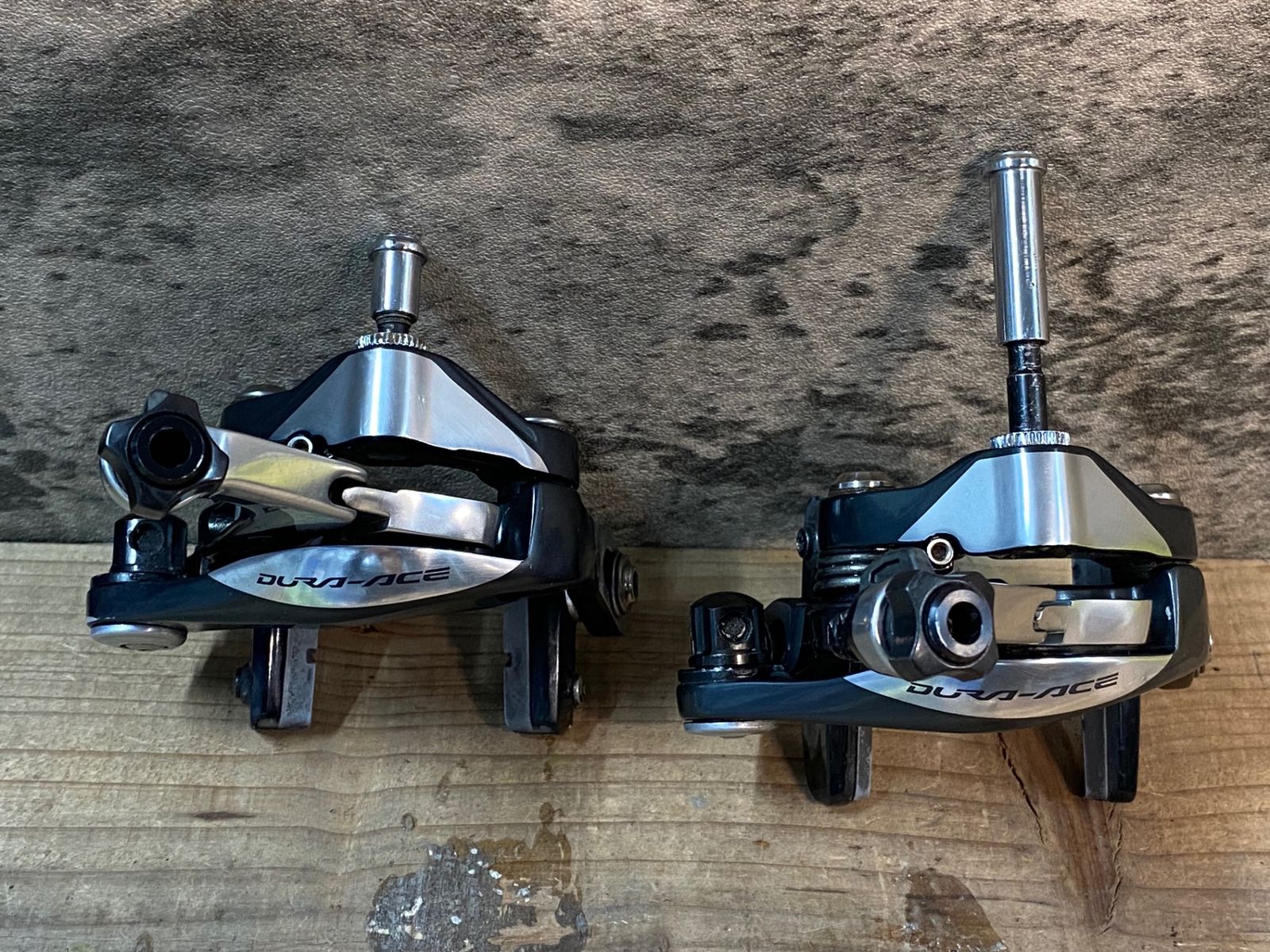 DURA-ACE BR-9000