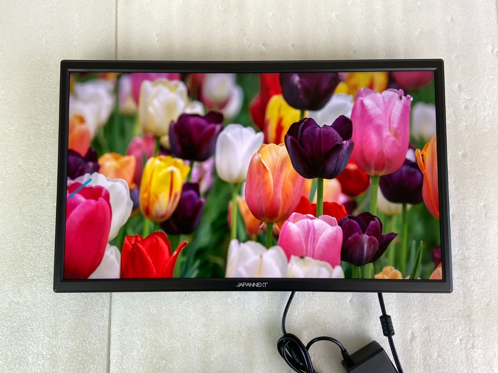 JAPANNEXT 24型 4Kモニター Type-C 65W給電 キズあり Amazon.co.jp