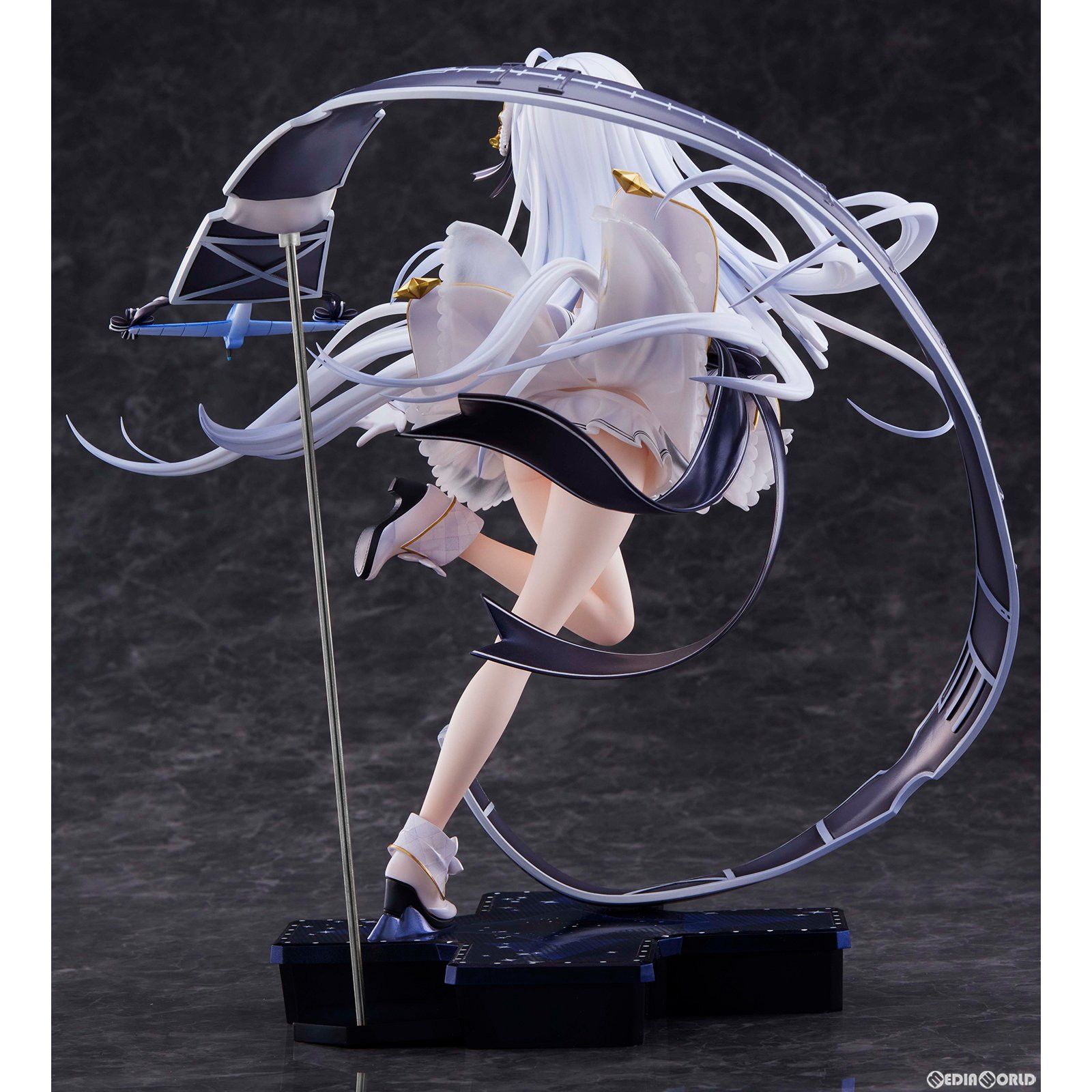 アズールレーン ローン フィギュア ゴールデンヘッド μ兵装 完成品フィギュア アズールレーン ローン μ兵装 1/6 完成品フィギュアあみあみ限定
