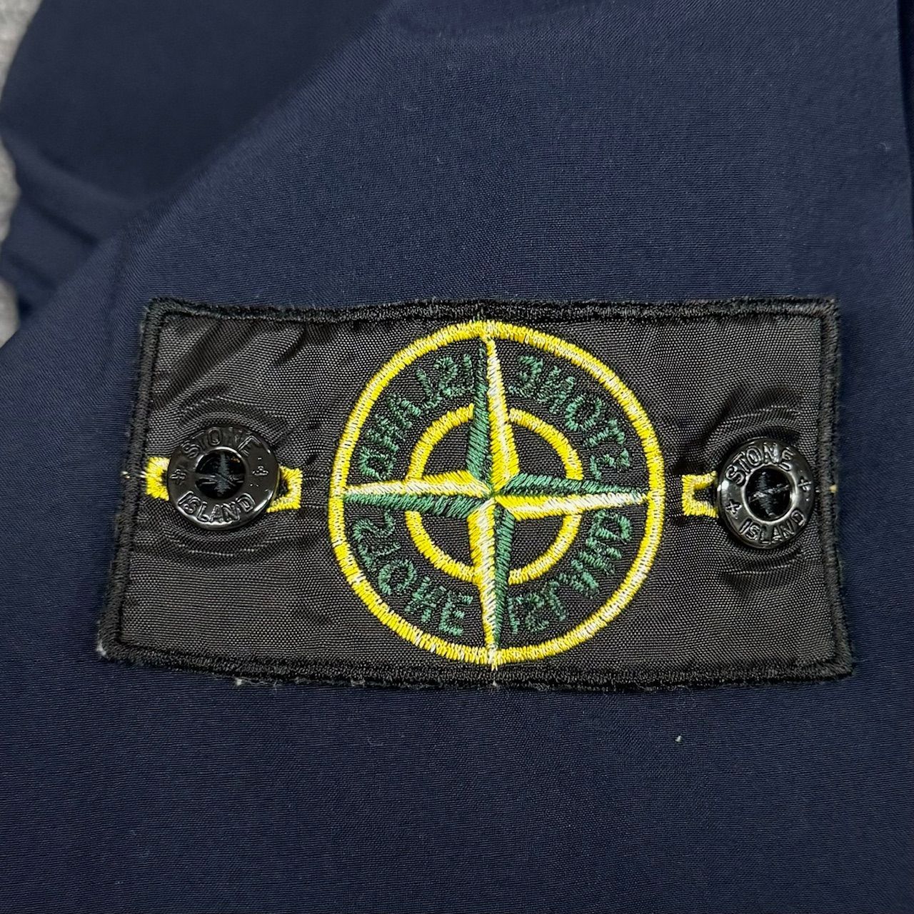 y*n様 Stone  ストーンアイランド ロゴ ソフトシェル ジャ 楽天市場】Stone Island ストーンアイランド ロゴパッチ ソフトシェル
