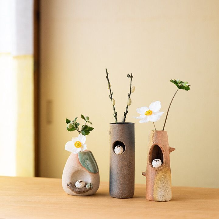 小さな陶器の花瓶 - メルカリ