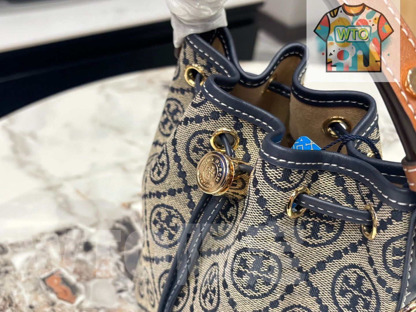 今日WTO】Tory Burch トリーバーチ モノグラムバケットバッグ新