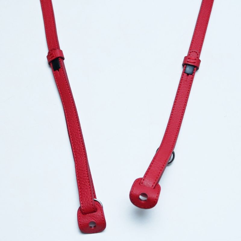 Leica キャリングストラップレッド (18577) Leica キャリングストラップレッド (18577)
