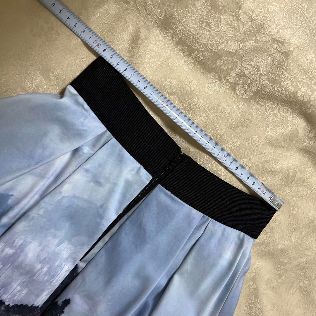 希少　美品　アリスアンドオリビア　絵画スカート スワンスカート サイズ0 希少 美品 アリスアンドオリビア 絵画スカート スワンスカート サイズ